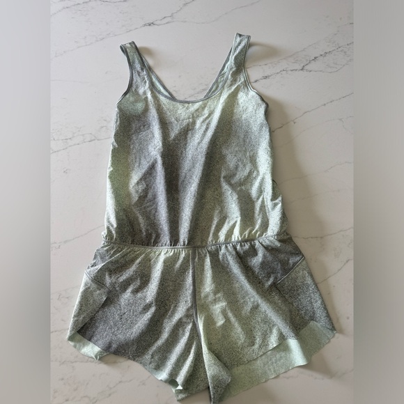 Lululemon romper - Picture 1 of 3